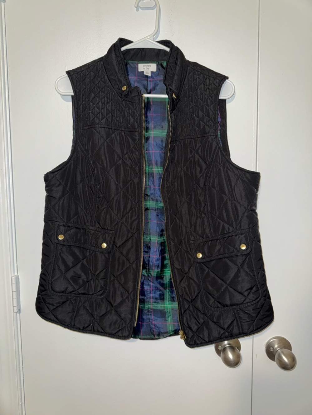 crown & ivy Black Quilted Vest with Plaid Lining